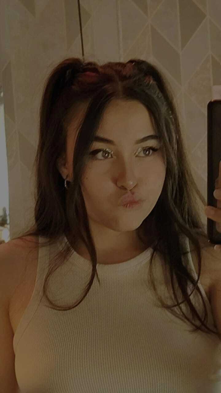 HannaCollins_18