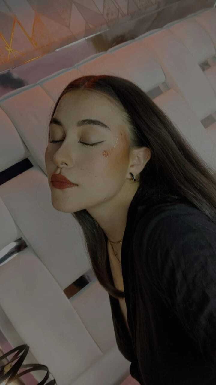 HannaCollins_18