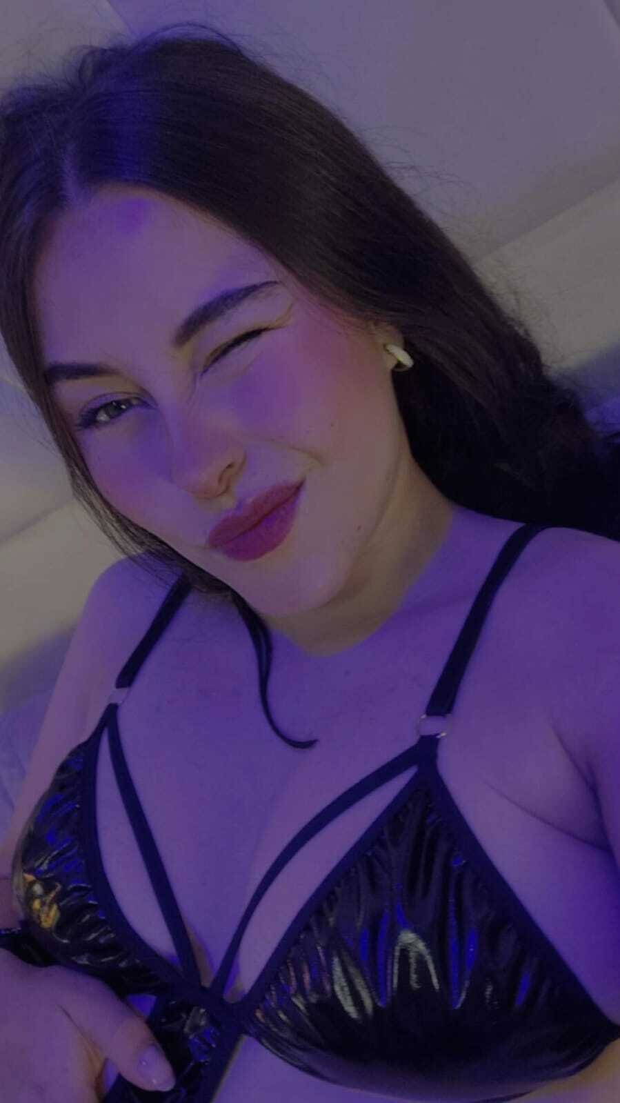 HannaCollins_18