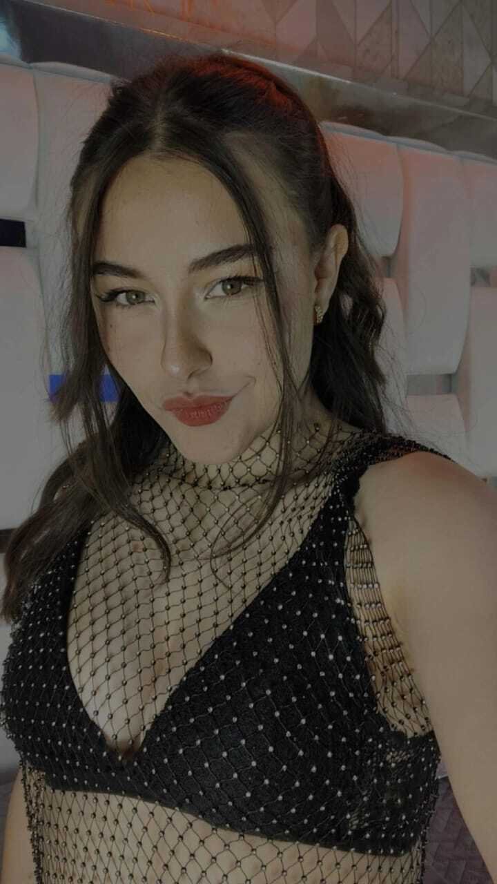HannaCollins_18