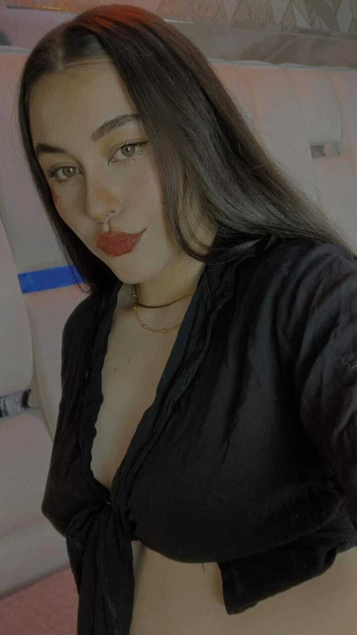 HannaCollins_18