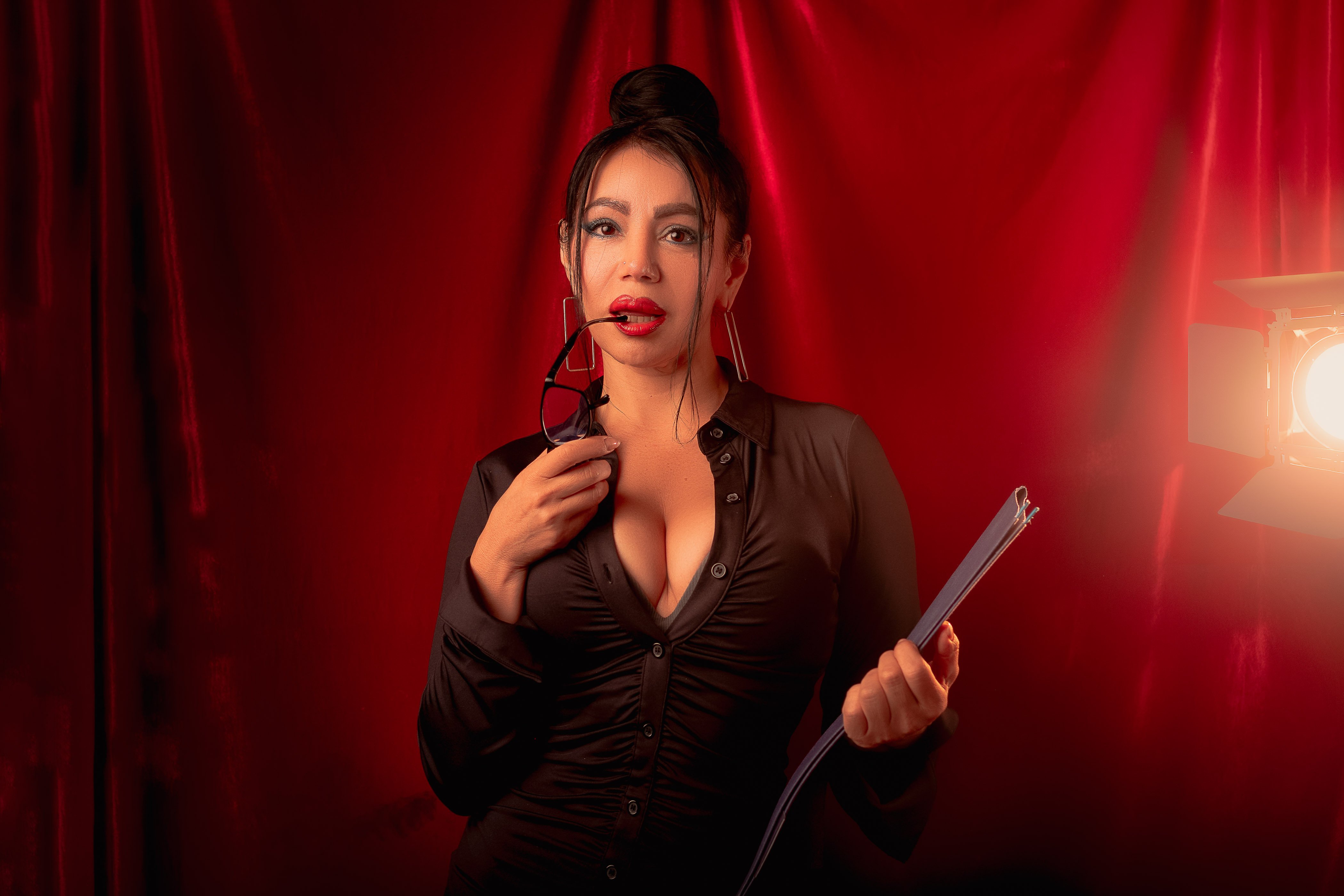 helen_hardd from Jerkmate