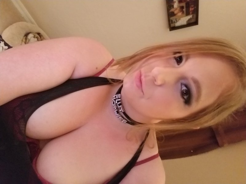 HotWifeSarah