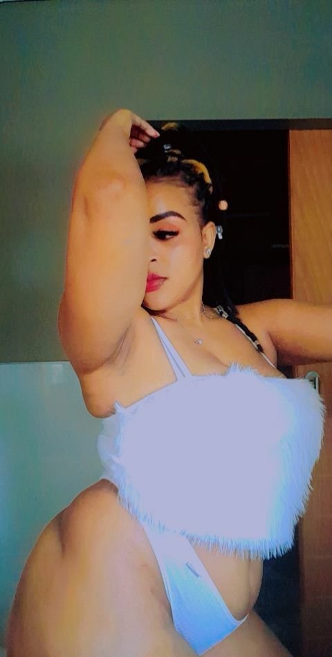 HotnsexyboobsforyouX