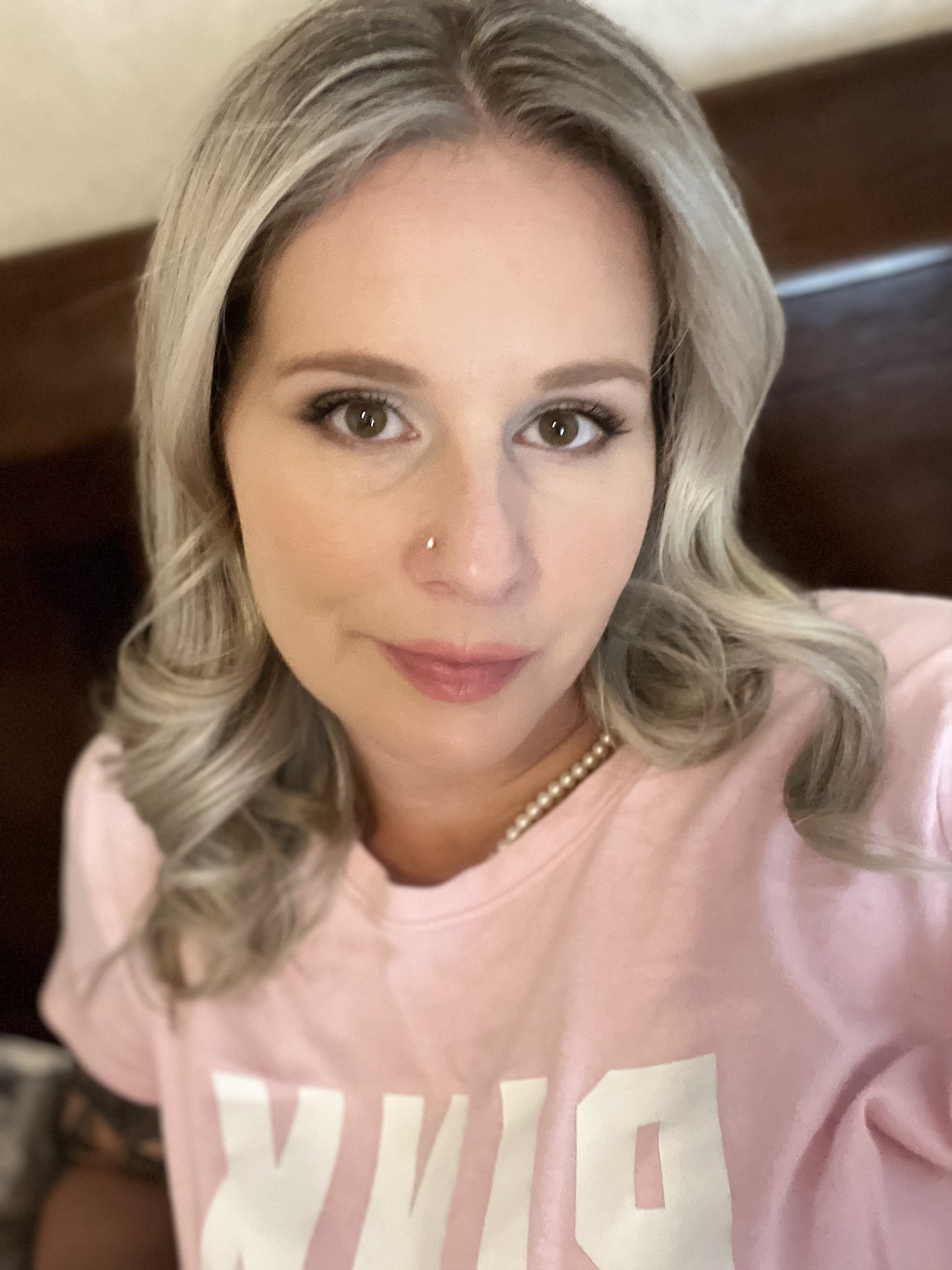 hottyhousewife18 from Jerkmate
