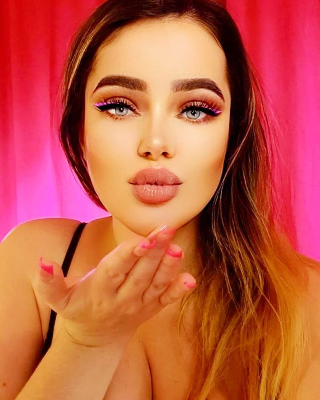 ivydean from Jerkmate