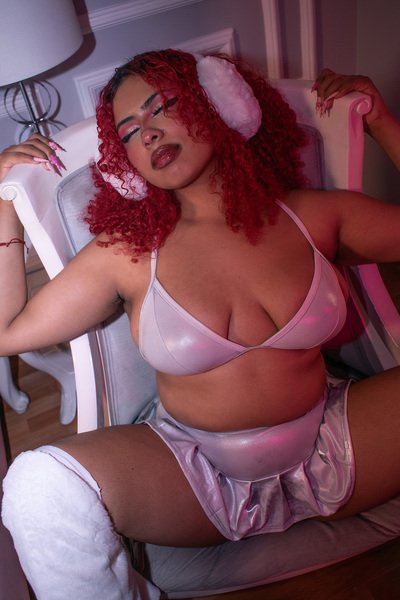 idunbrunette from Jerkmate