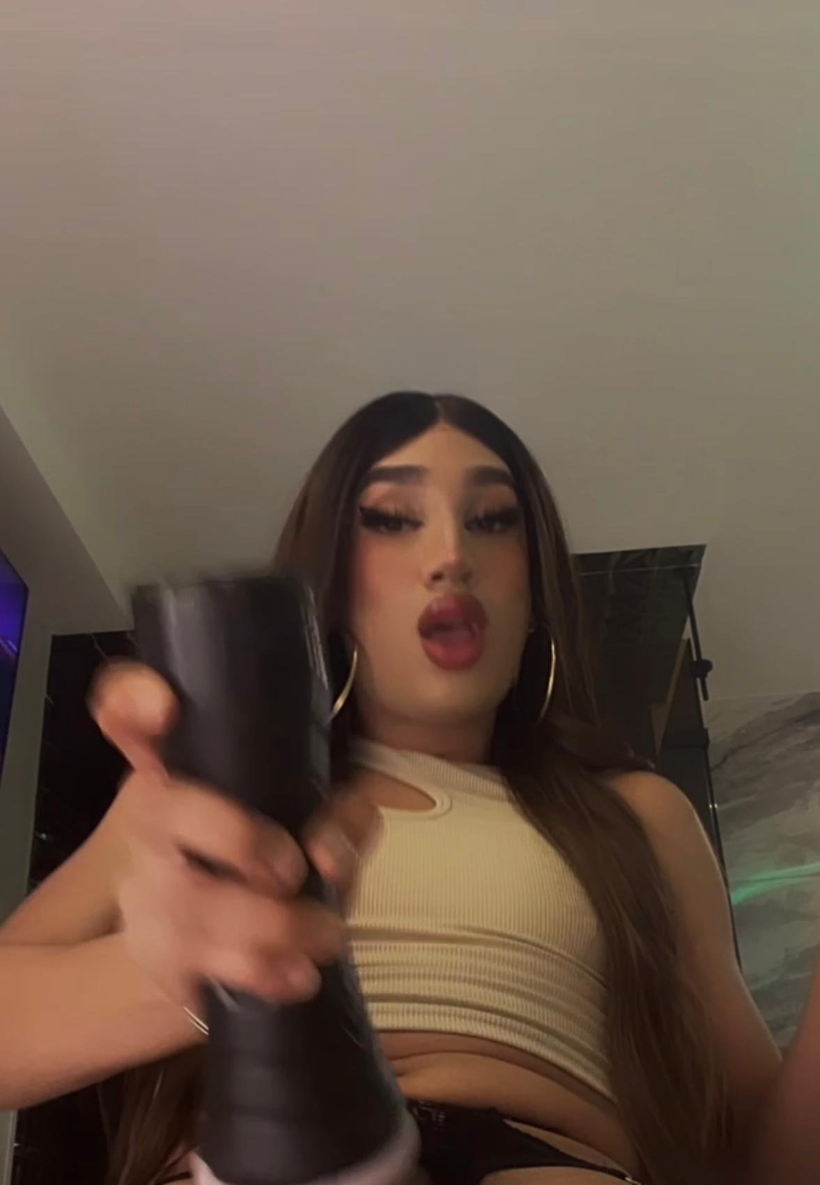 IsabelSexySmile
