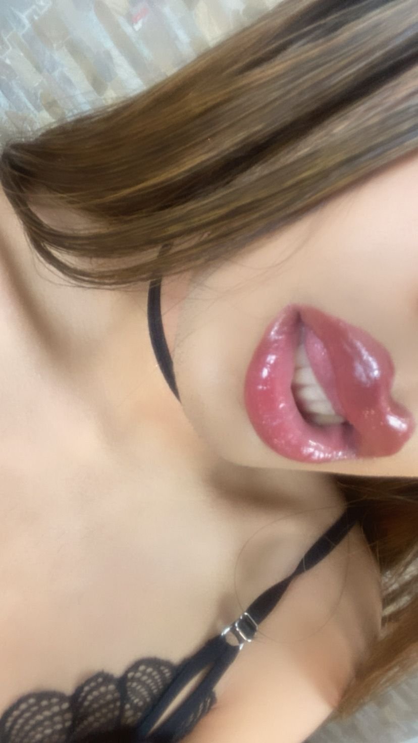 IsabelSexySmile
