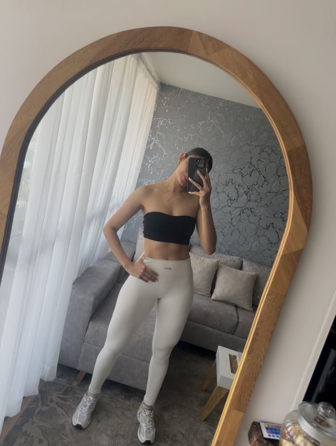 ivyevans103 from Jerkmate