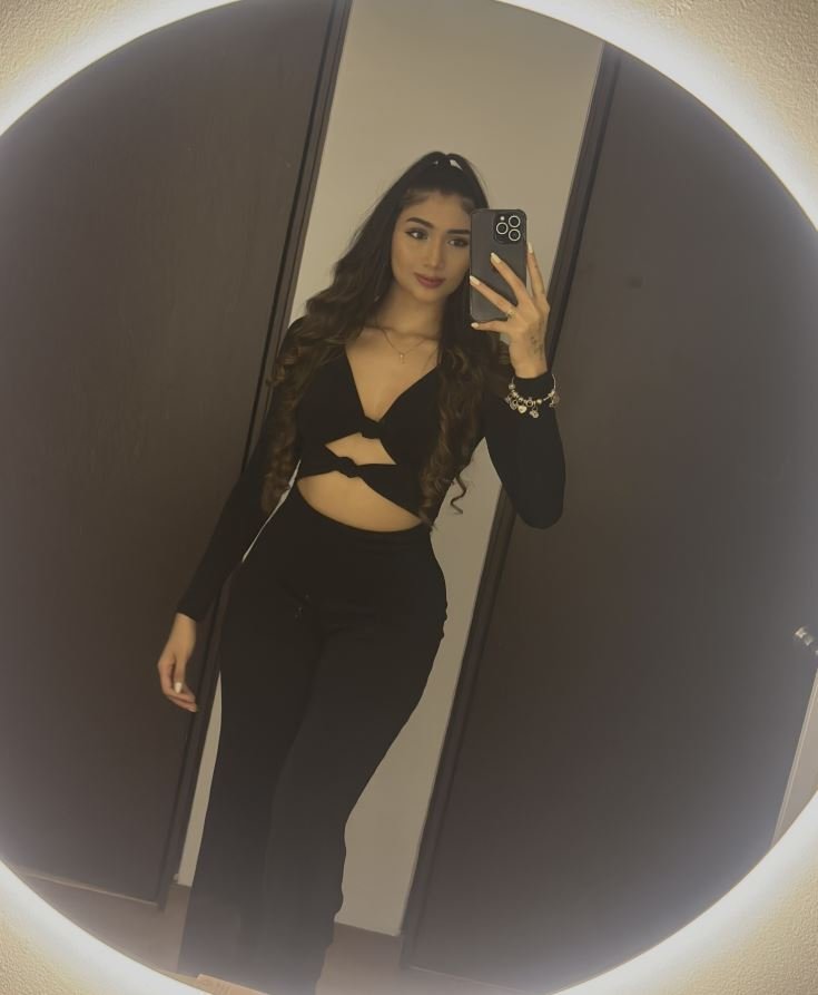 ivyevans103 from Jerkmate