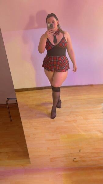 JuliaTaylor19