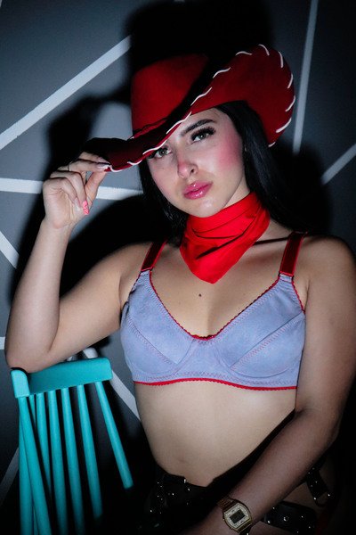 KarolinaHot69