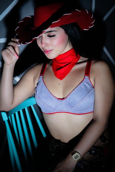 KarolinaHot69
