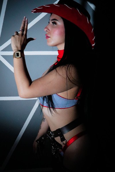 KarolinaHot69