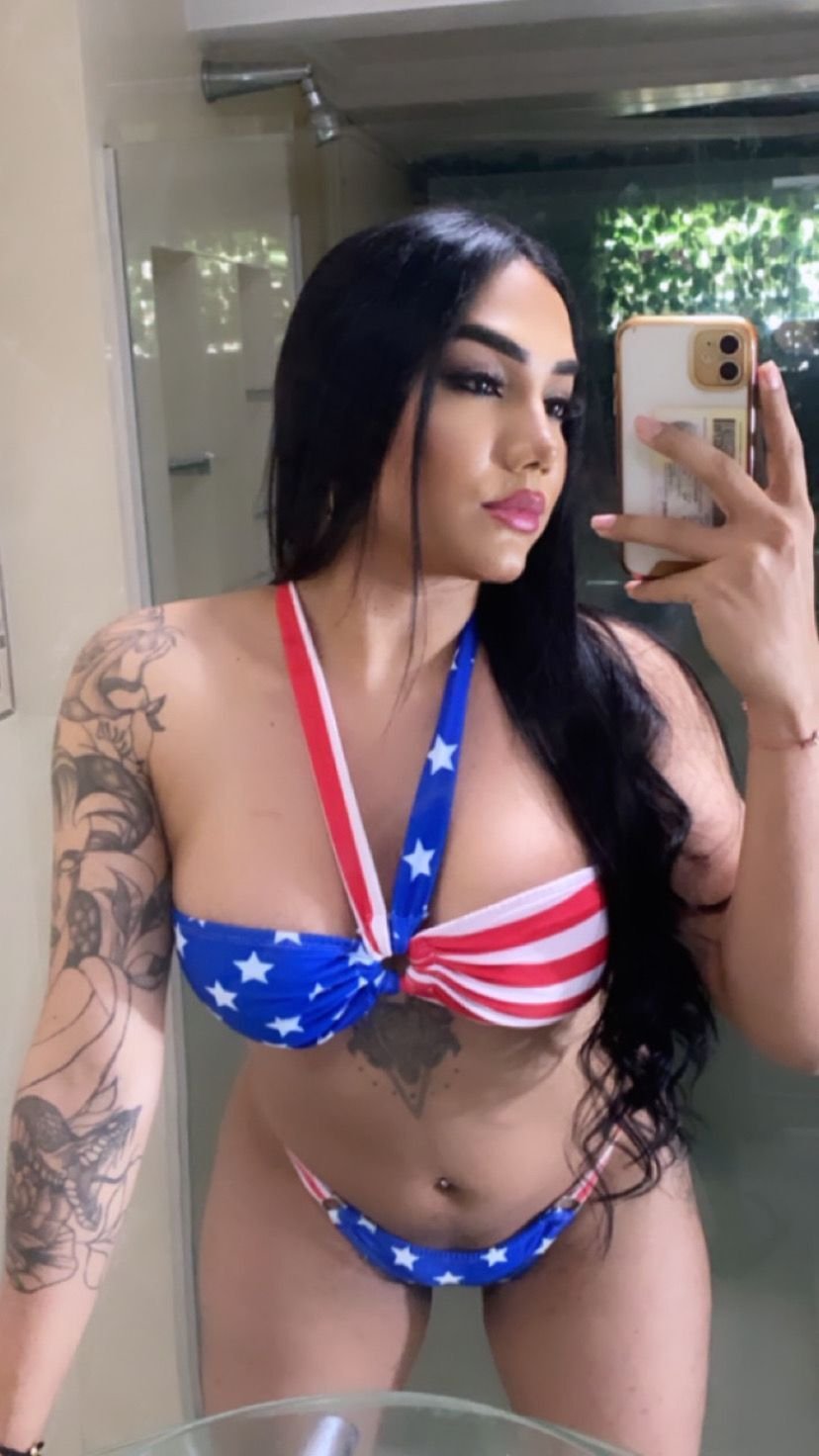 katalinahotts from Jerkmate