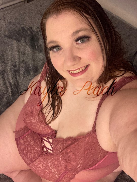 KaylaPeach90