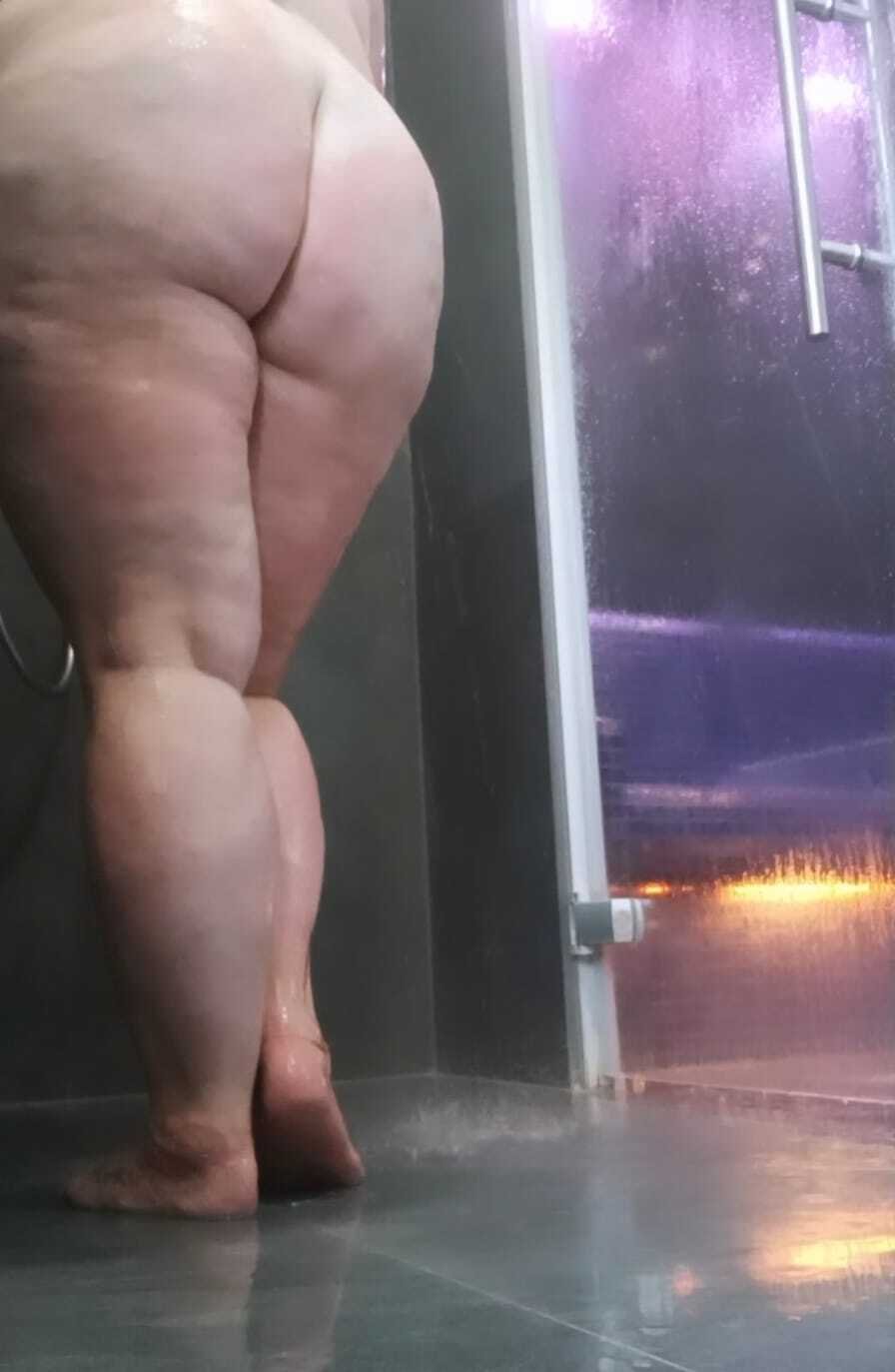 KinkyKatieXX