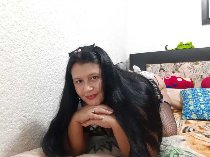 KinkyVioletXX
