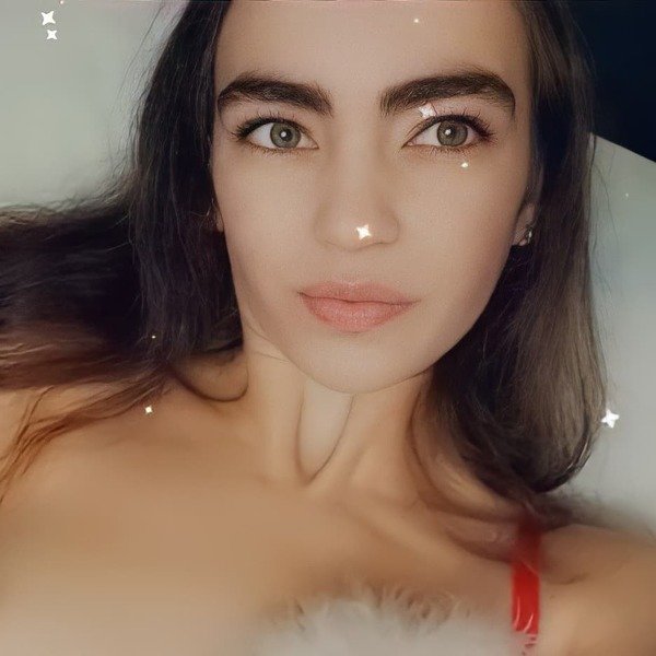 KinkytabooKiara
