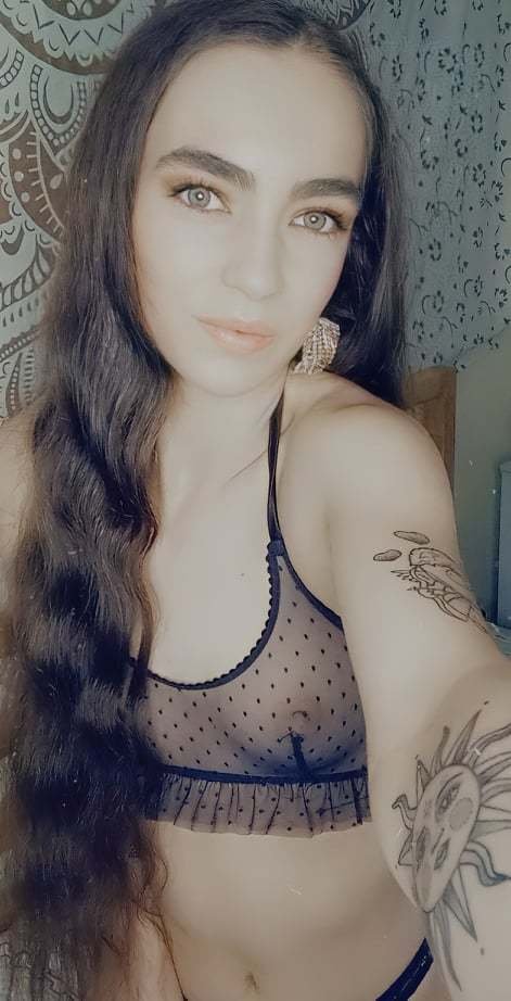 KinkytabooKiara