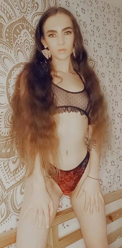 KinkytabooKiara