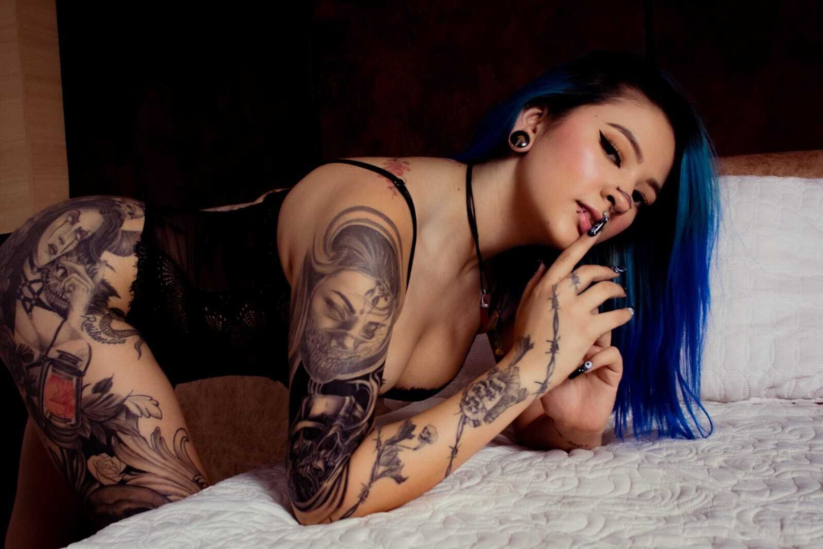 Kitty_ravee