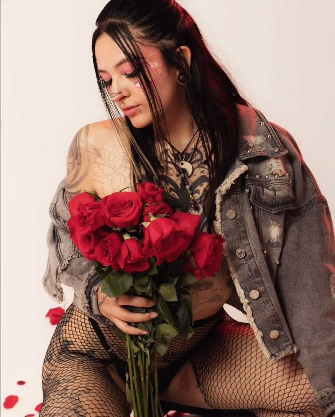 Kitty_ravee