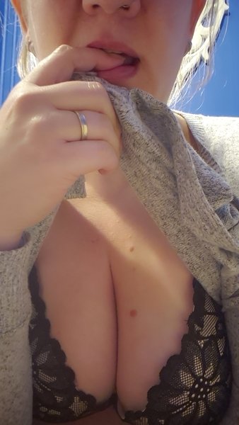 ladybirdxox from Jerkmate
