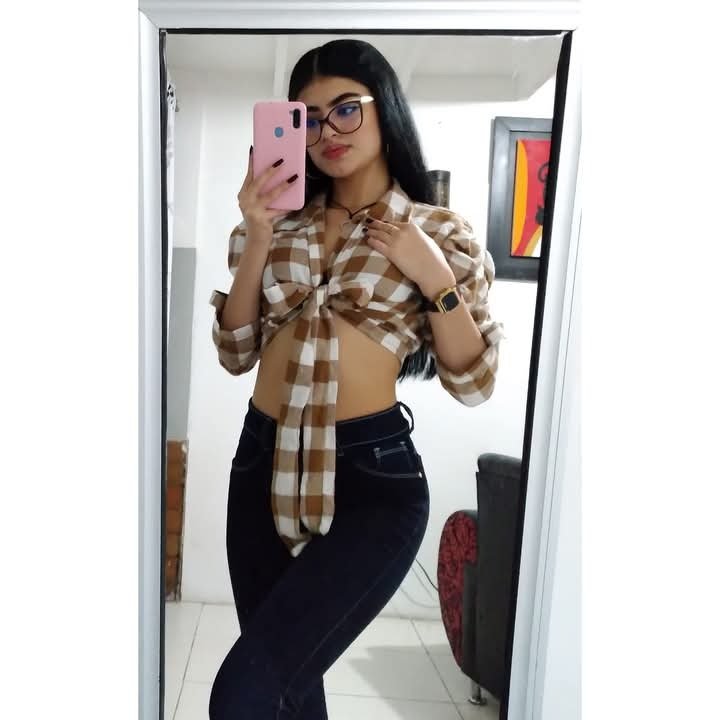 lanafoox from Jerkmate
