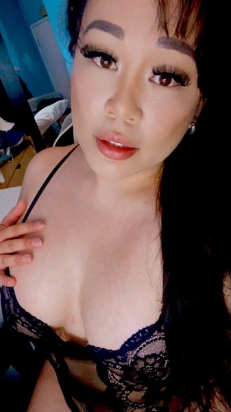 lanalynncouture from Jerkmate