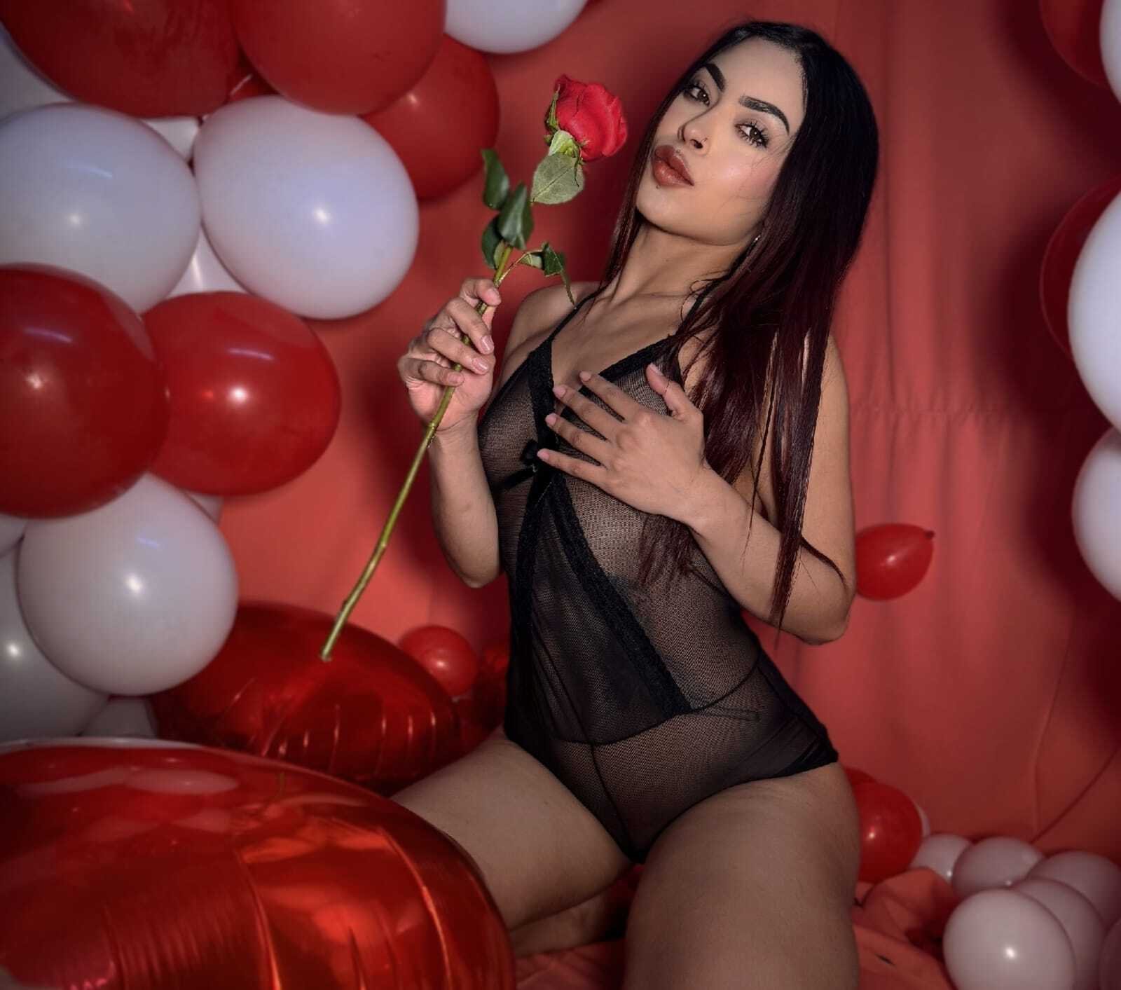 laramurphy from Jerkmate