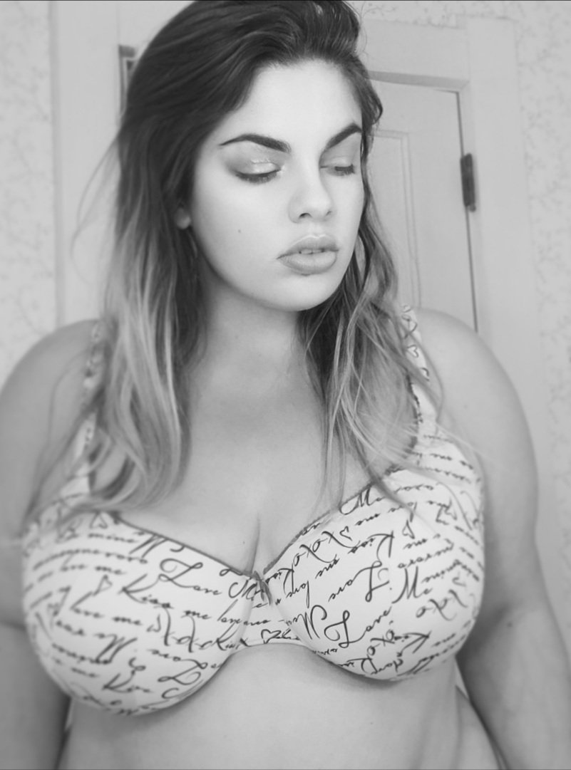 LaraValentine