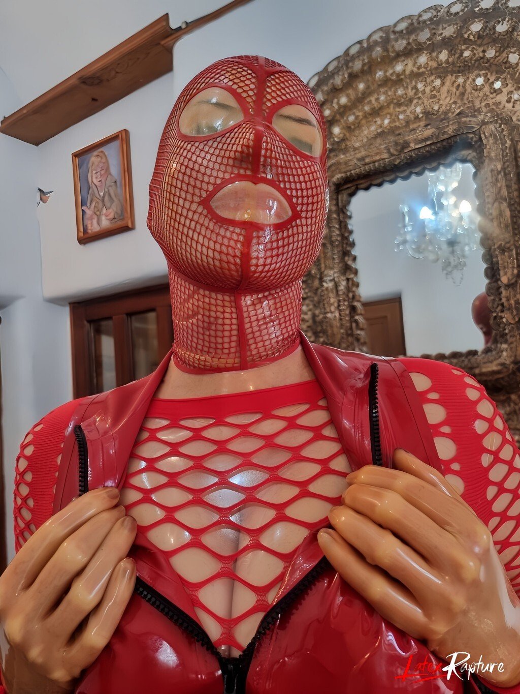 LatexRapture