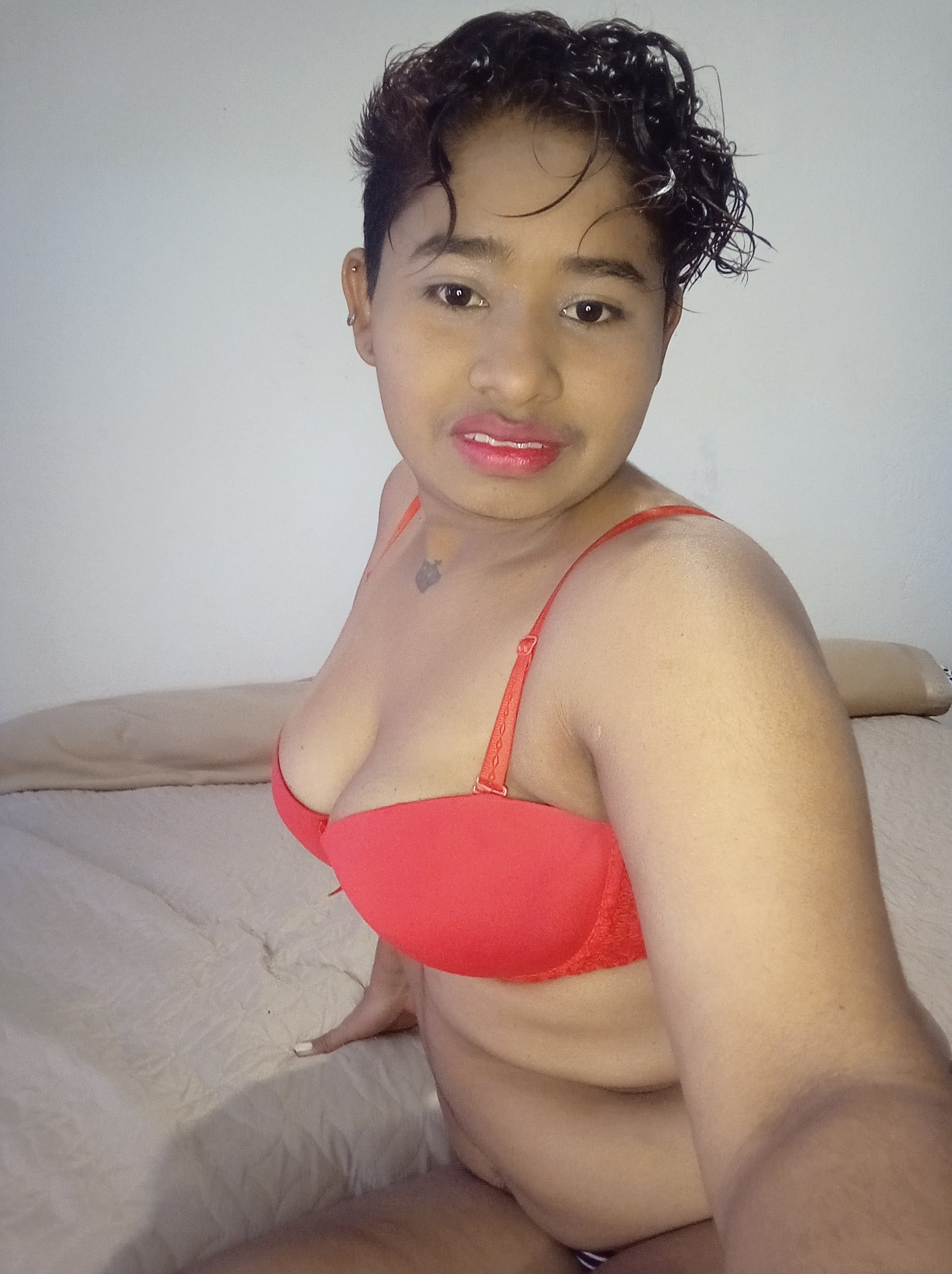 LeslyWite
