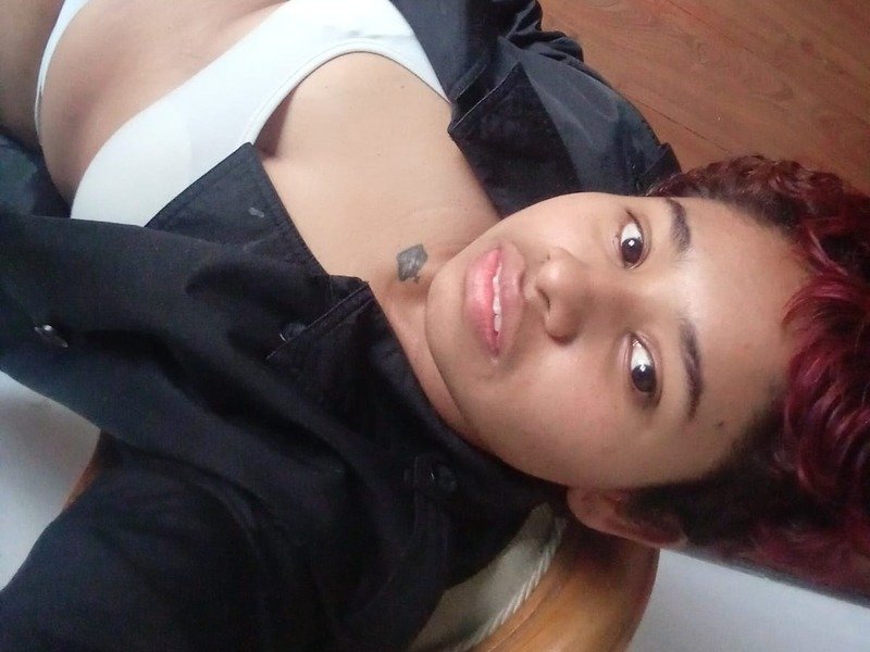 LeslyWite