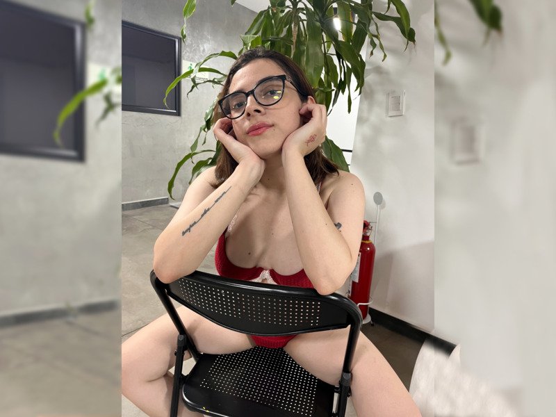LiaCrimson