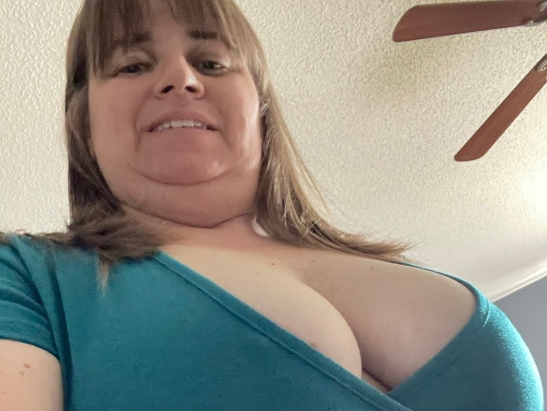 LovleyLadyFlaccid