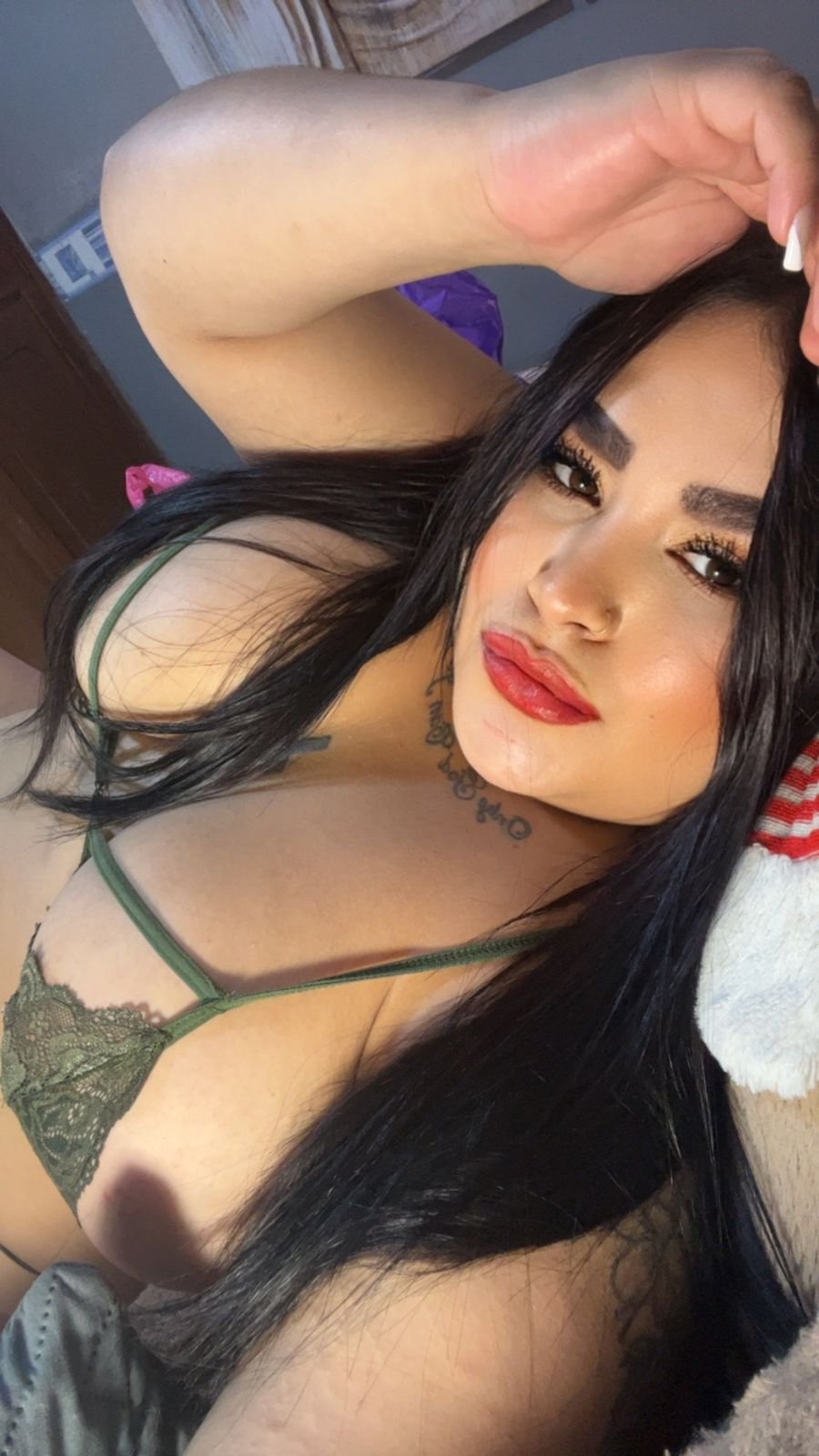 Lucianasmith055x