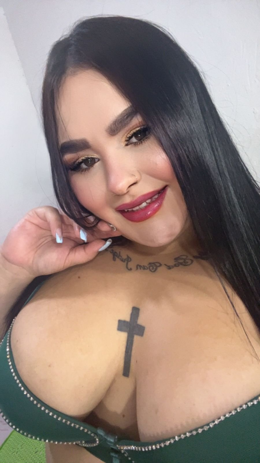 Lucianasmith055x