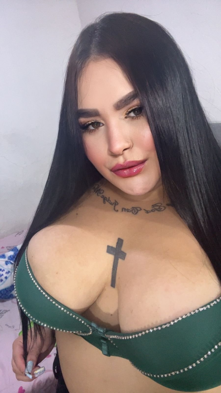 Lucianasmith055x