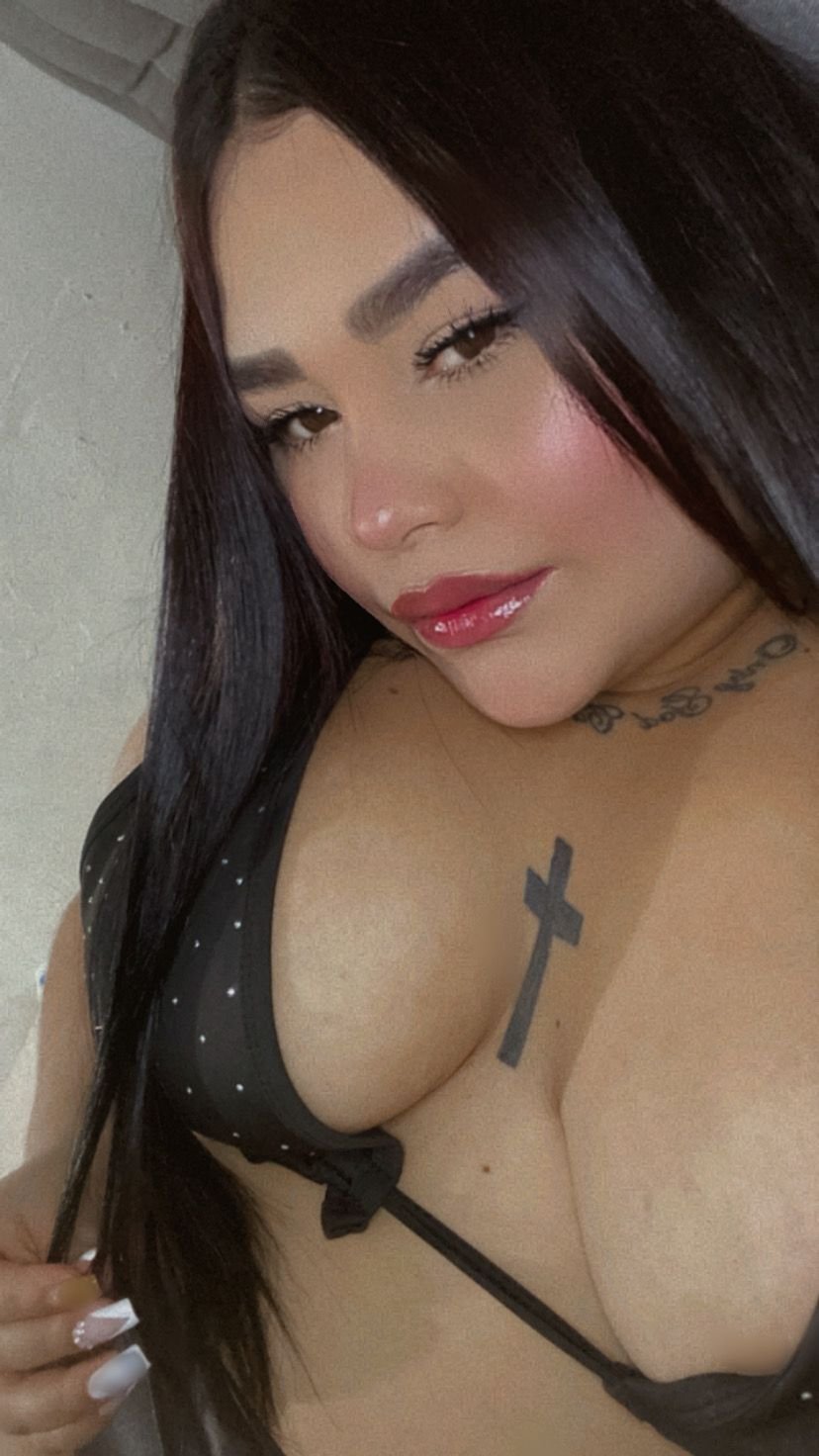Lucianasmith055x