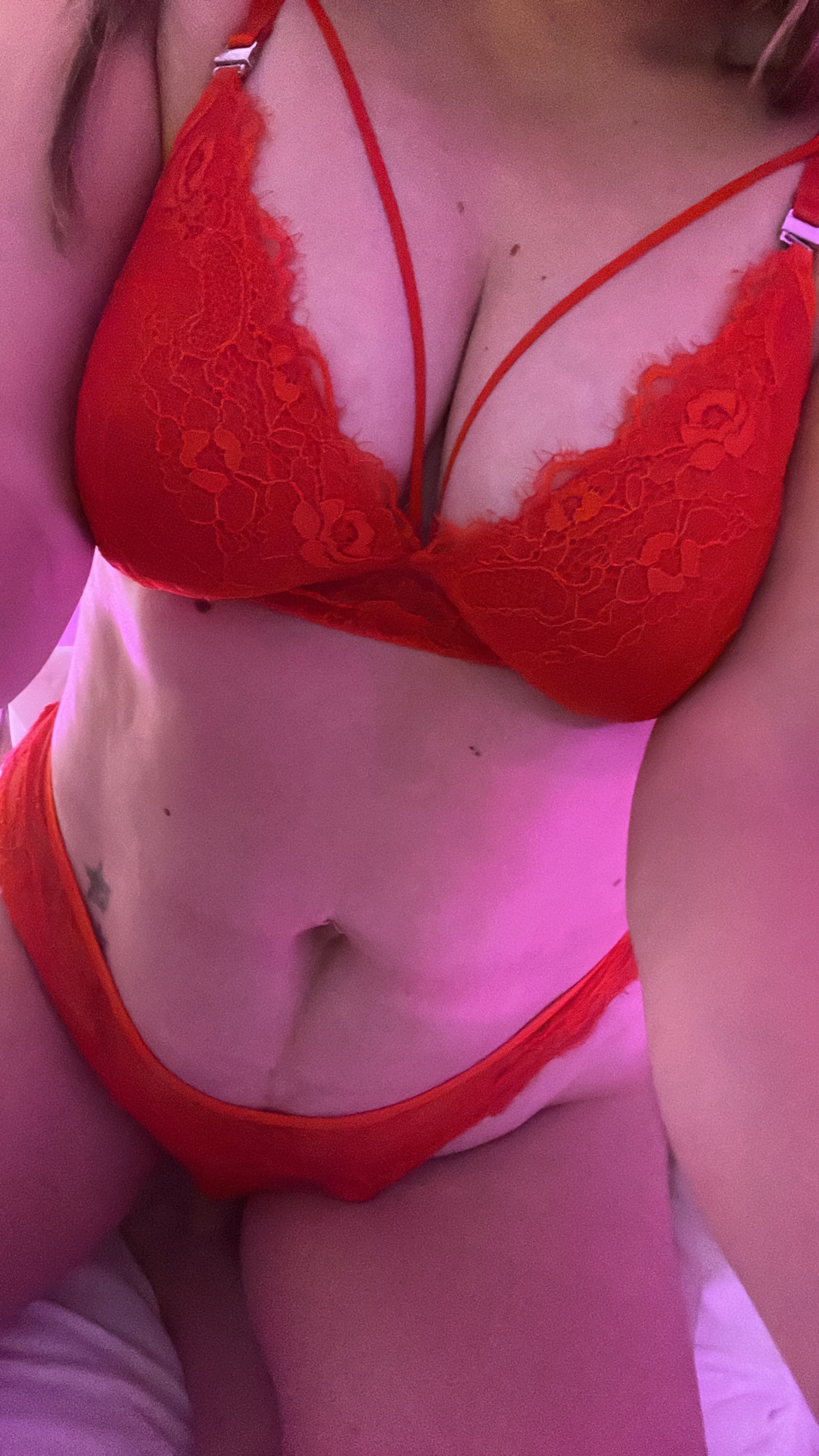 luxelou from Jerkmate