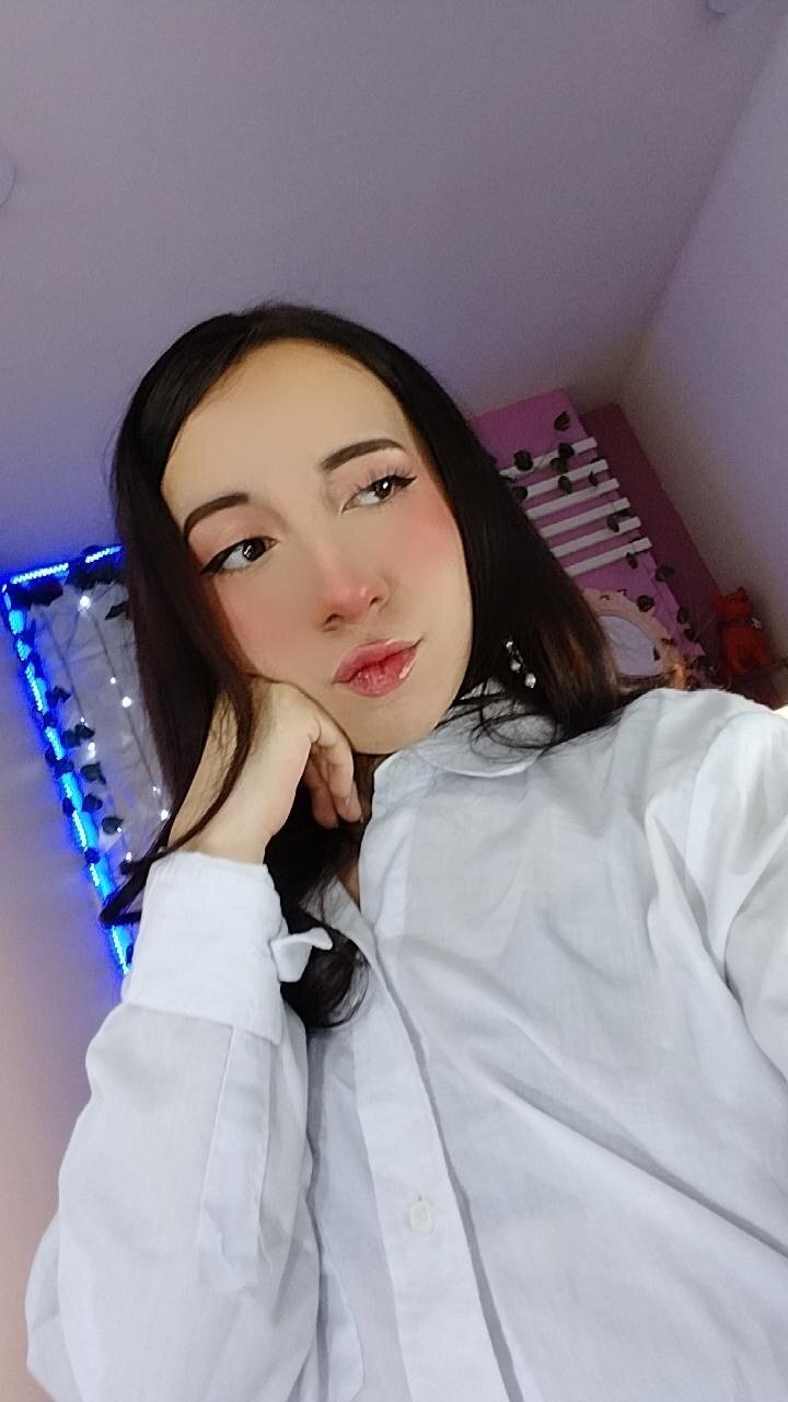 MIAADOLYN