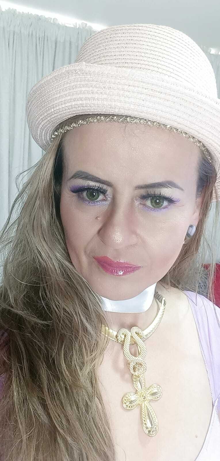 Maghenta