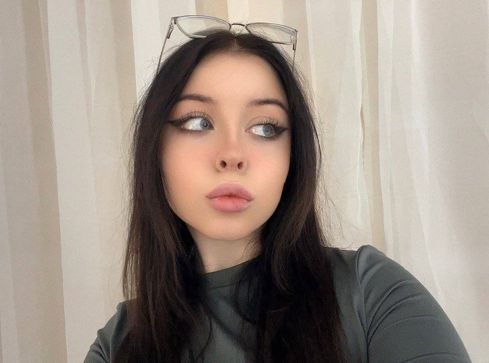magnetickmaya from Jerkmate