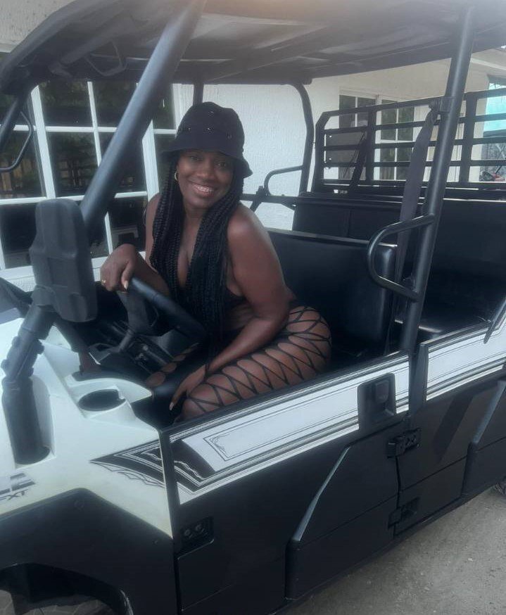 marahjones from Jerkmate