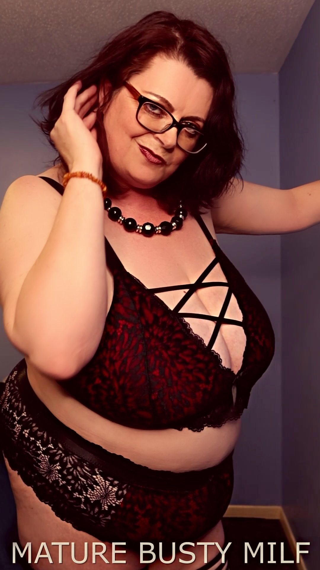 MatureBustyMilf