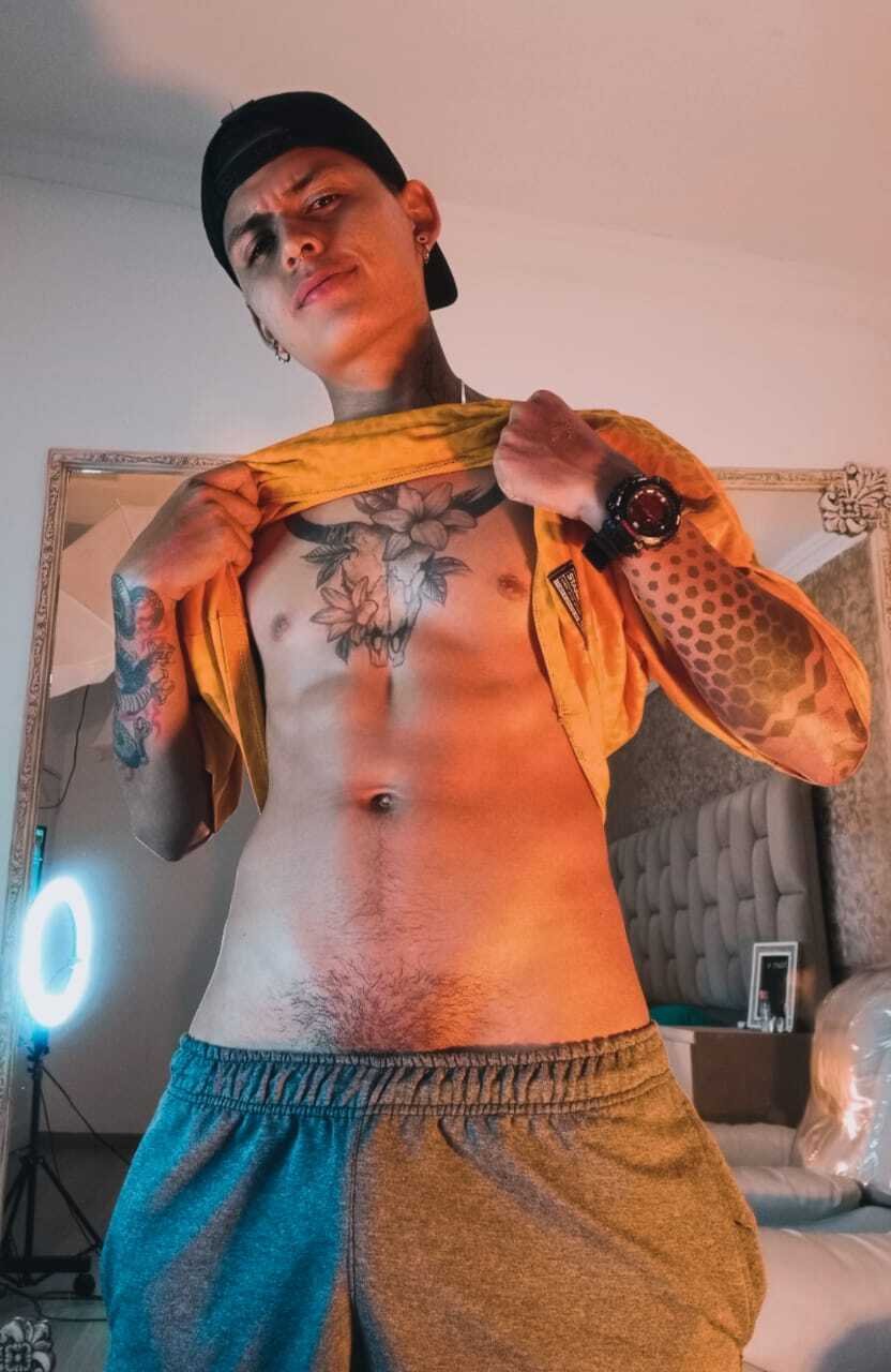 MaximilianoGray