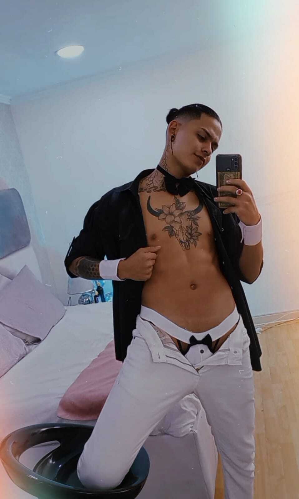 MaximilianoGray